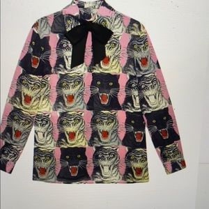 100% Authentic GUCCI Tiger Face print blouse